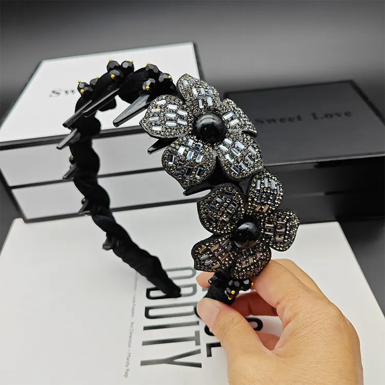 2025新款轻奢气质水钻花朵波浪发箍秋冬丝绒发卡高颅顶头箍发饰品