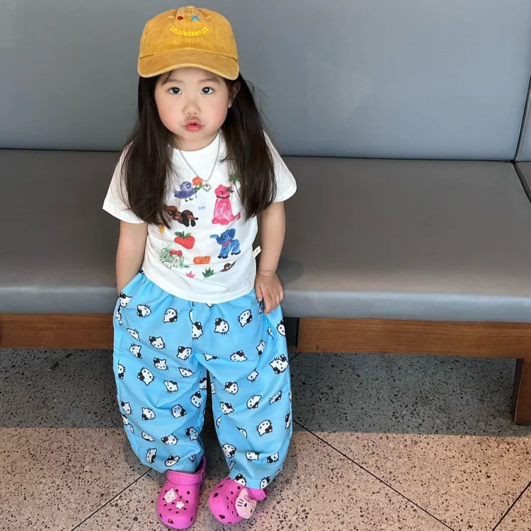 小惜亦韩版童装夏季可爱卡通白色短袖kt满印裤子女童萌娃穿搭套装