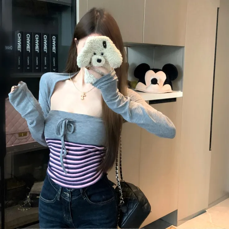 韩系灰色薄款针织开衫小外套女秋季辣妹修身别致显瘦长袖短上衣