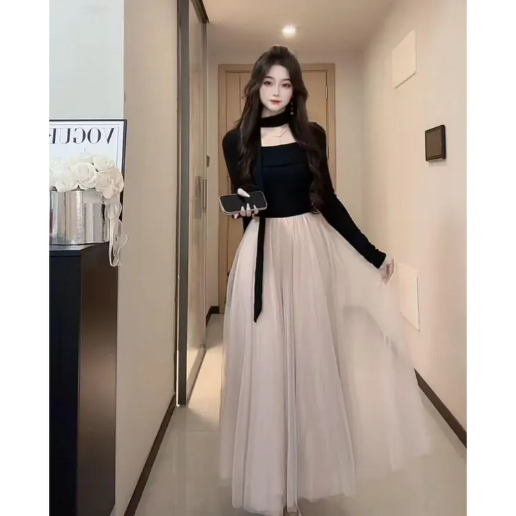 干枯玫瑰韩系高智感法式千金感撞色拼接收腰长袖连衣裙女秋冬季