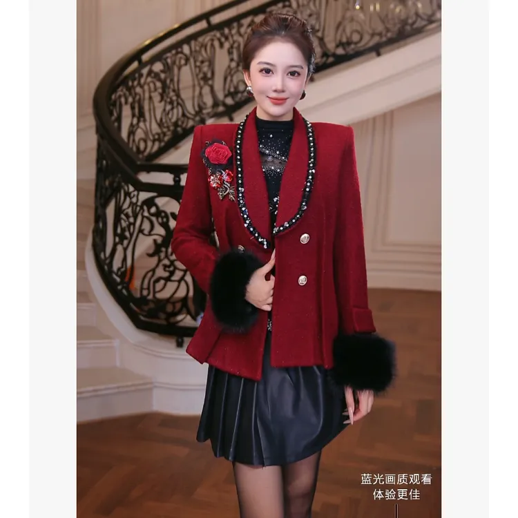 【芙娜妮】2025秋冬刺绣学院风短款女百搭高级感大衣外套FG2531133