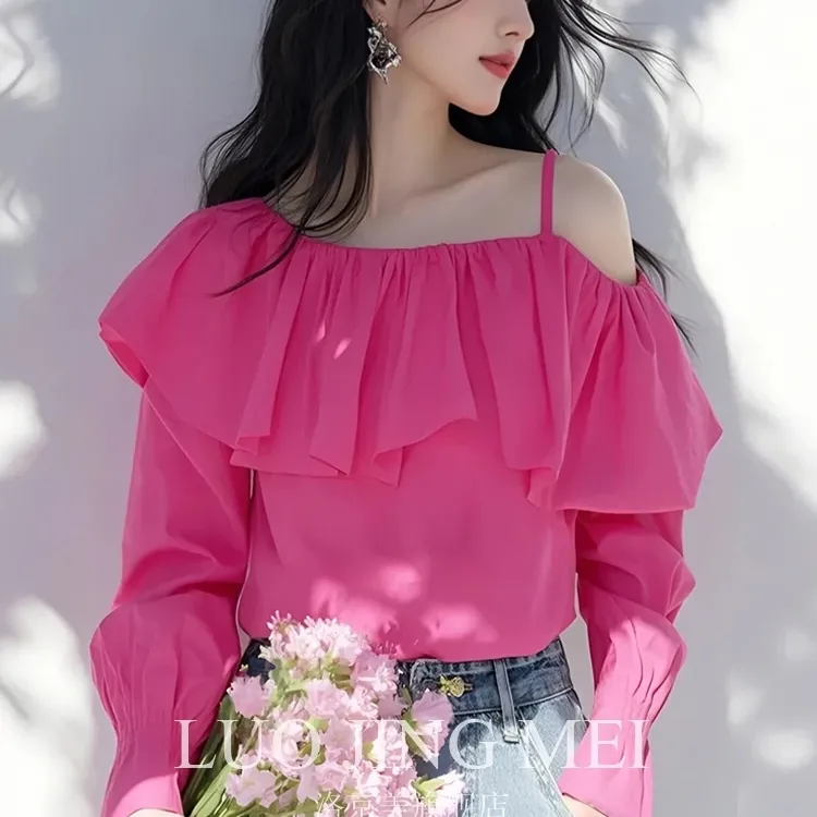 今年流行漂亮独特绝美小上衣时髦小姨风穿搭玫红色荷叶边露肩衬衫
