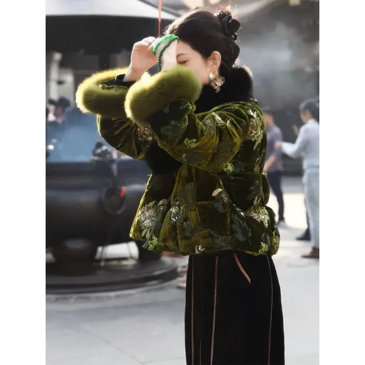 高级感新中式国风外套女2025年冬季新款今年流行爆款复古唐装棉服