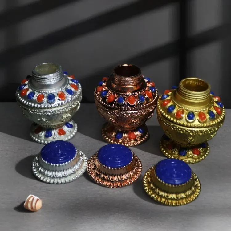 书法和学习专用墨水瓶，小的4.4cm，大的6.3cm