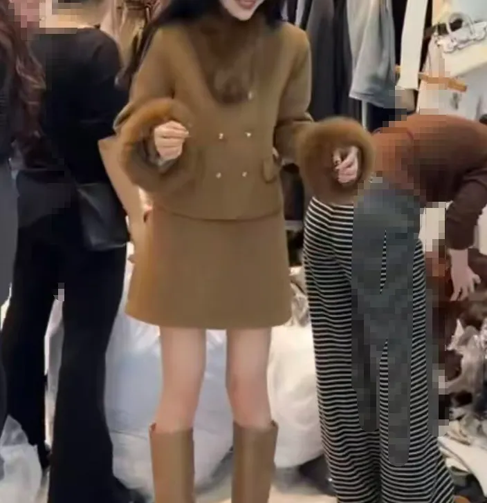 时尚潮流百搭精品女装dgd7884