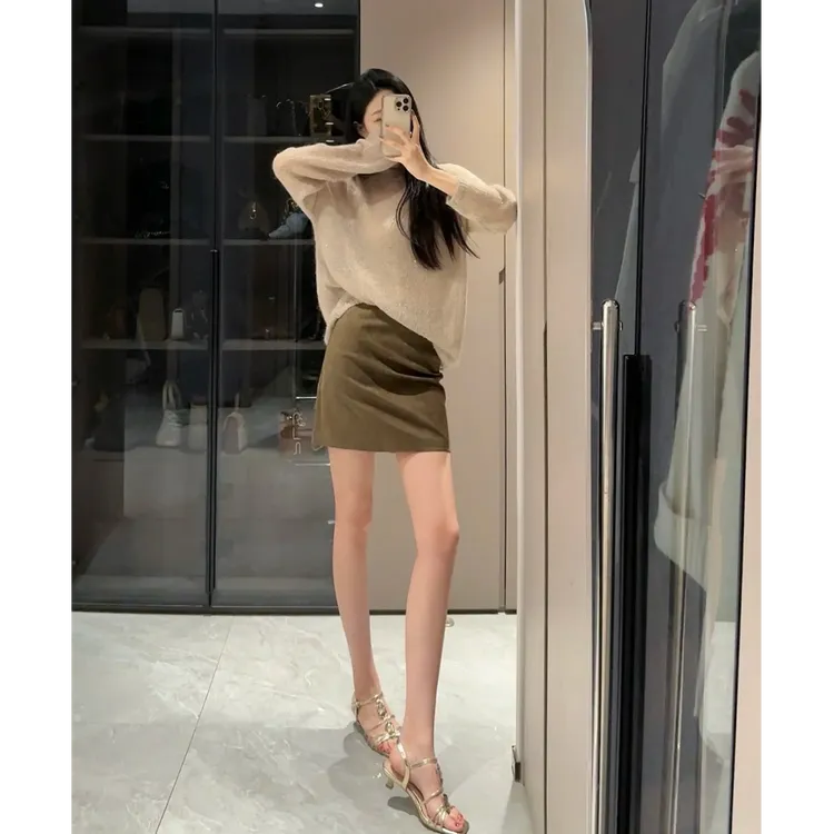 小众慵懒风不规则针织衫秋冬新款宽松百搭显瘦长袖上衣女配半身裙