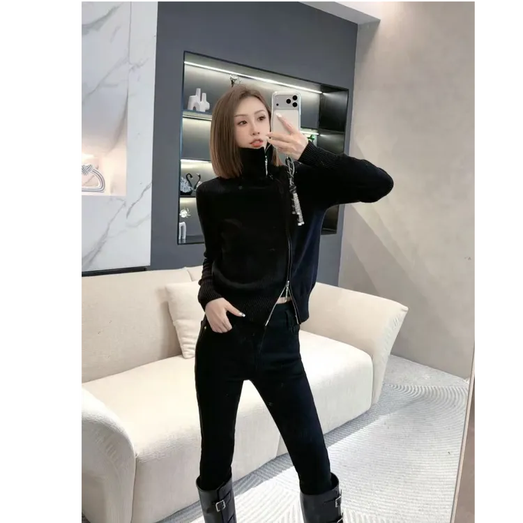 熙薇【非对称暖】2025新款秋冬设计师款拉链立领加厚羊毛衫H6088