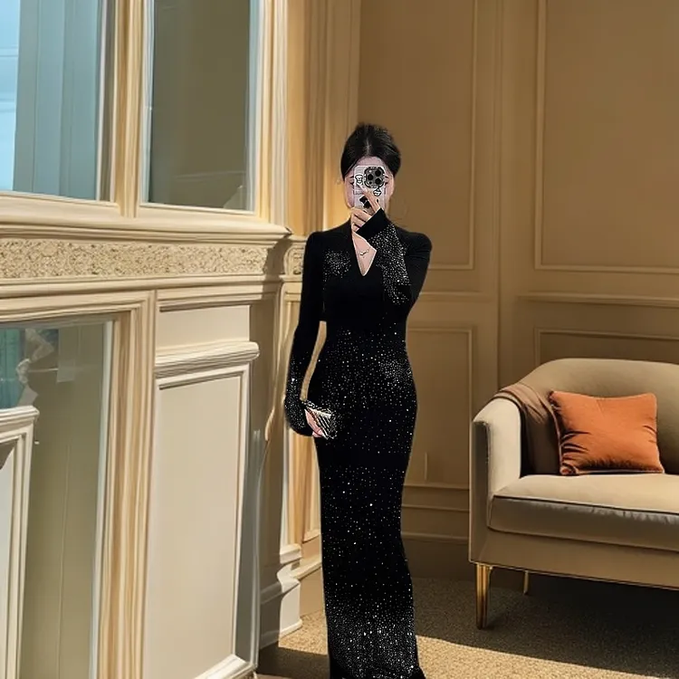 秋冬复古烫钻黑色连衣裙长款裙气质御姐新款长裙气场女装W0946L