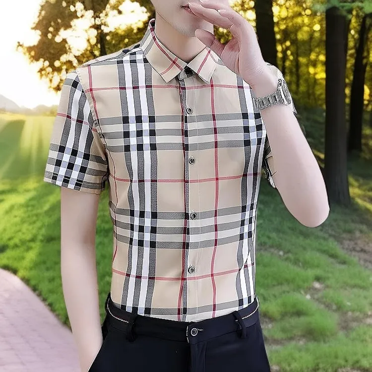 夏季男士薄款短袖衬衫透气休闲时尚经典格子免烫青年半袖宽松衬衣