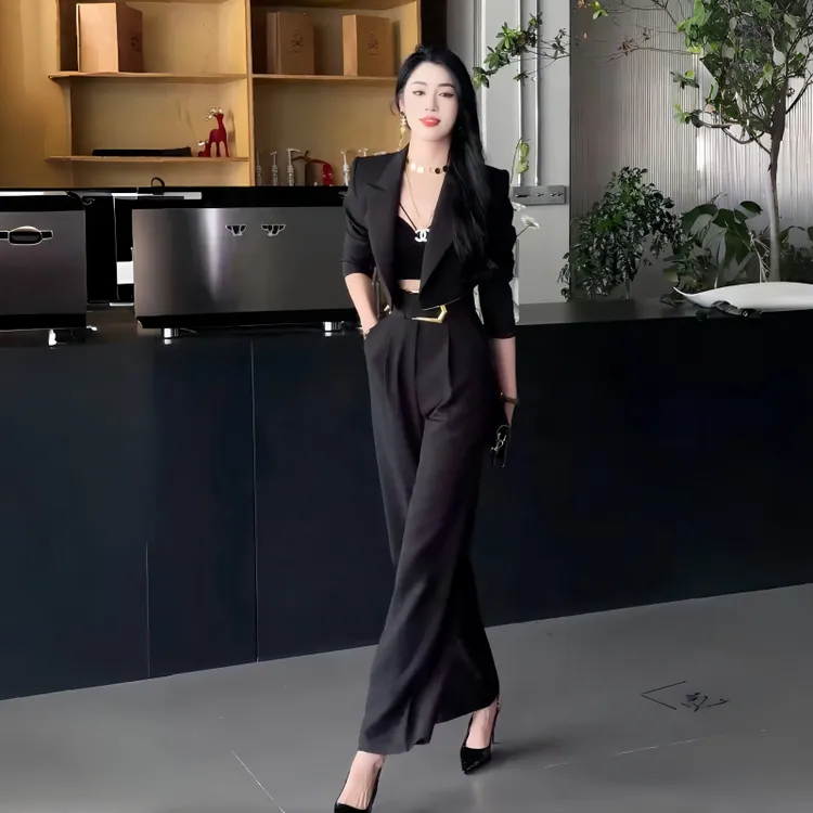 显瘦短款西装套装修身静奢风显瘦西装时尚套装洋气女神范两件套秋