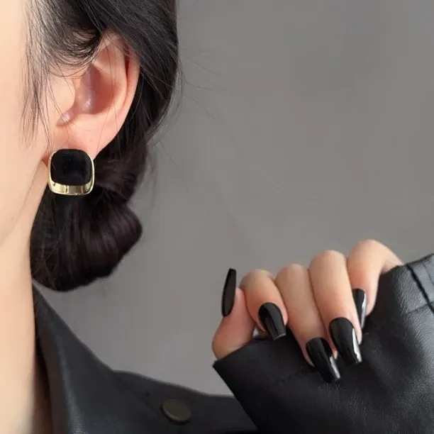 复古港风黑金撞色方形耳钉时尚轻奢小众耳饰