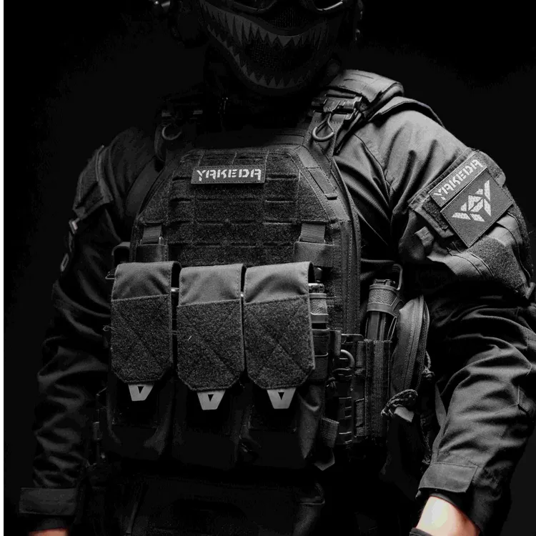 雅科达多功能作战背心户外训练站岗战术马甲cs迷彩透气VT-6094A