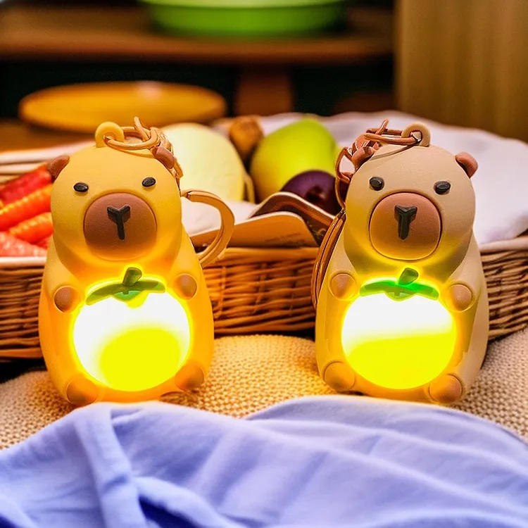 新年卡皮巴拉公仔钥匙扣2025柿柿如意可爱水豚夜灯书包挂件小饰品