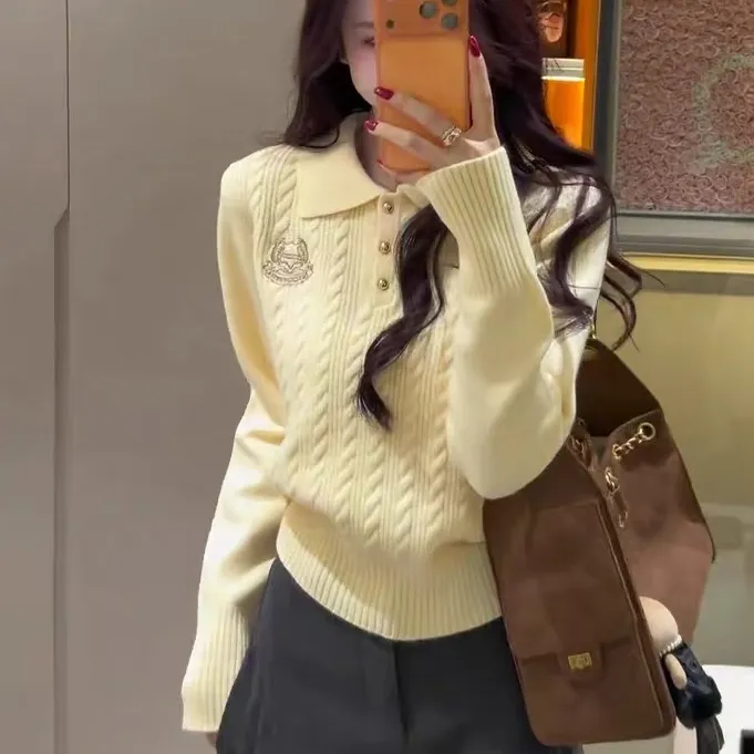 学院风麻花刺绣polo领毛衣女新款韩系套头显瘦针织打底毛衣女
