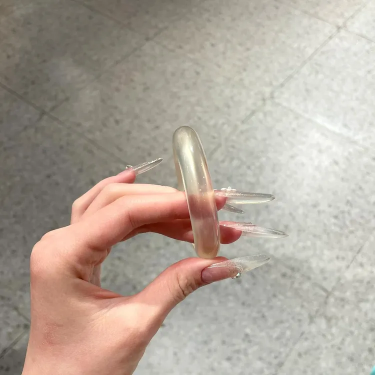 高品收藏级马料香槟金玛瑙镯子天然玻璃底玉髓手镯女款多样性发一