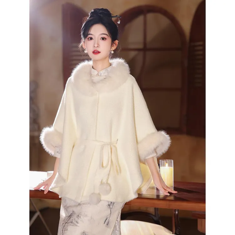 温柔风白色毛领斗篷外套女冬千金风高级感气质名媛保暖披肩外搭
