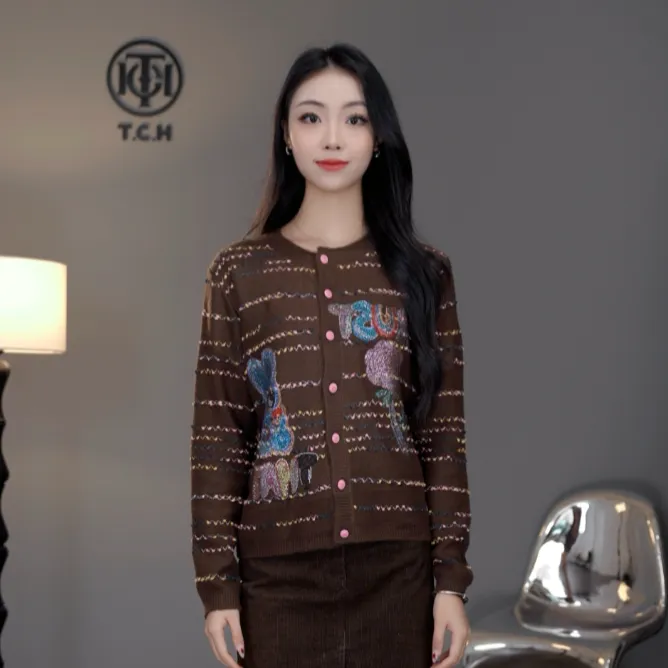TCH私服秋款慵懒风烫钻时尚淑女长袖针织衫T75C43E1026轻奢tch