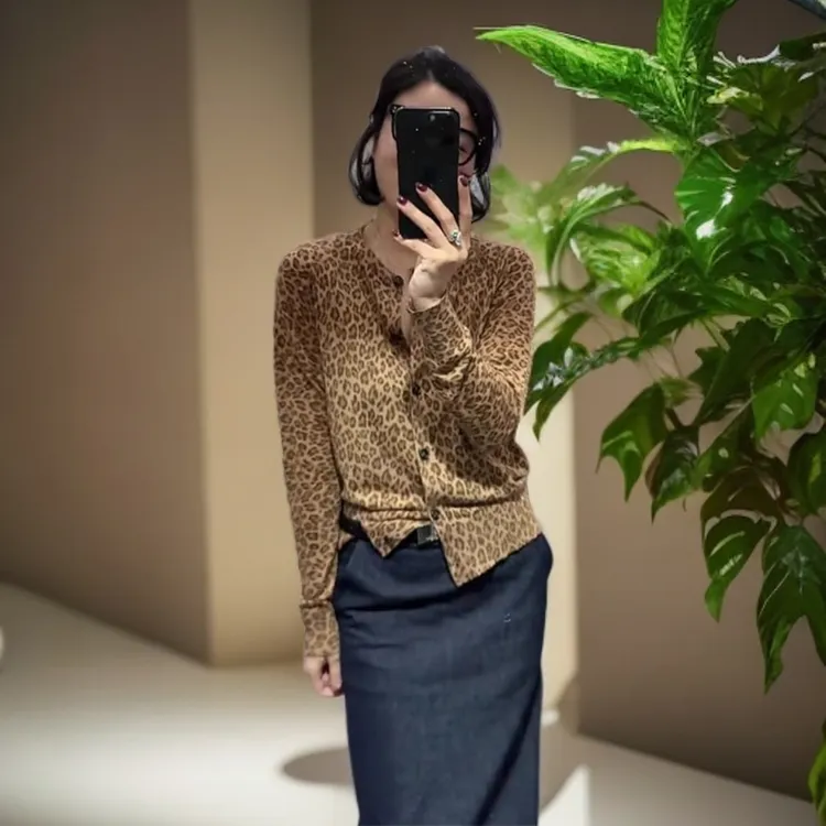 初秋新款美式复古时尚小众洋气长袖豹纹衬衫女宽松休闲百搭上衣