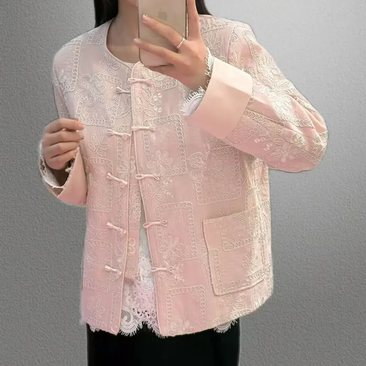 刺绣短款外套女2025春季新款圆领设计感今年流行上衣提花外套