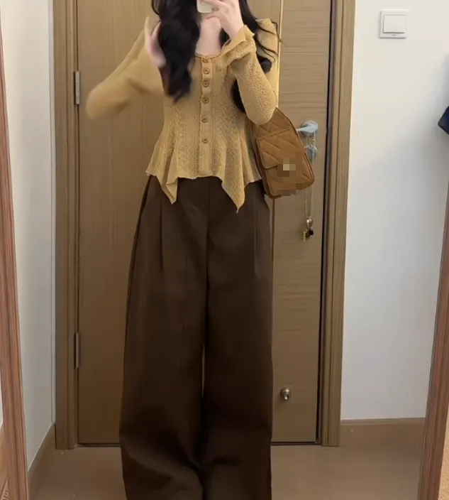 时尚潮流百搭精品女装dgd5110
