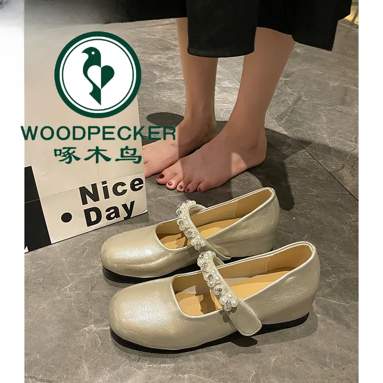 啄木鸟内增高玛丽珍鞋女2025新款仙女风银色法式单鞋配裙子小皮鞋