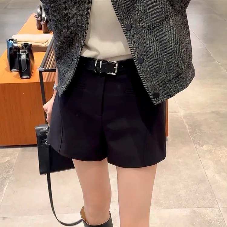 “配腰带”高腰西装料短裤时尚设计皮带黑色百搭显瘦裤子女241710#