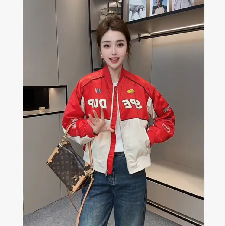 1809单款佳佳自留款外套字母贴标棒球服上衣潮拼接机车款