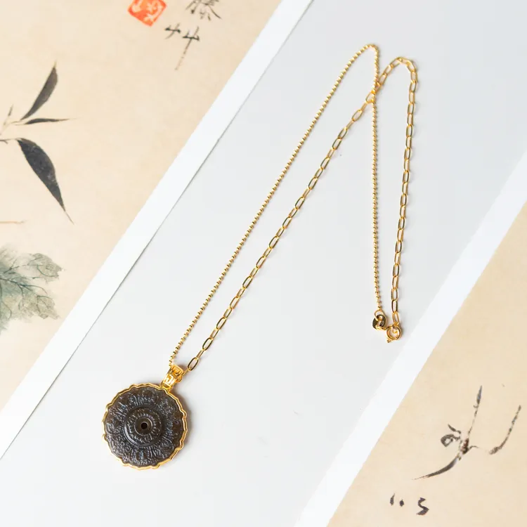 【18k·金】八宝吉祥 和田玉烟紫山水无事牌挂脖项链毛衣链锁骨链