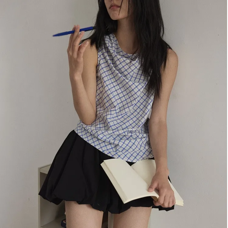 银色海岸-小荡领背心 色织格纹文艺遮副乳收腰通勤显瘦无袖上衣女