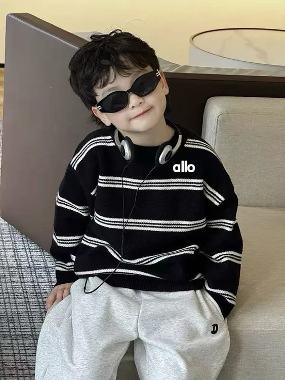 男童毛衣秋冬2025新款儿童冬季套头圆领针织衫男孩上衣毛线衣条纹