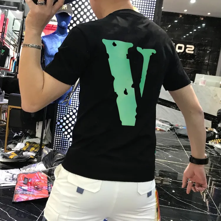 2026春夏王一博同款FRIENDS大V潮牌字母印花男士短袖T恤韩版潮t恤