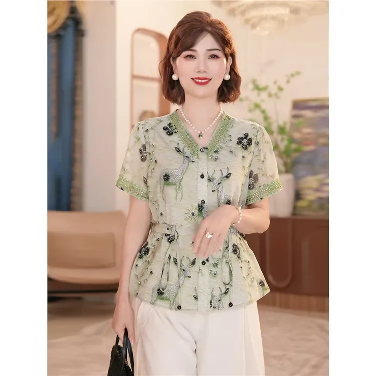 洋气妈妈装V领短袖t恤女2025夏季新款中老年女装减龄显瘦上衣套装