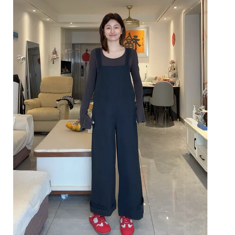 时髦孕妇装新款背带裤街头风百搭风背带气质显瘦秋季上衣裤子套装