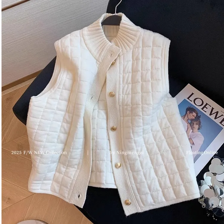 白色格纹立领针织无袖马甲女装2025秋冬新款高级简约气质叠穿上衣
