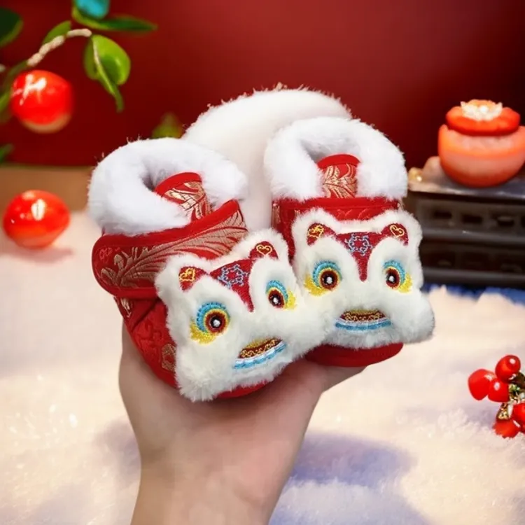 0-1岁宝宝学步鞋冬季加热保暖婴儿鞋软底加热虎头鞋满月周岁鞋子