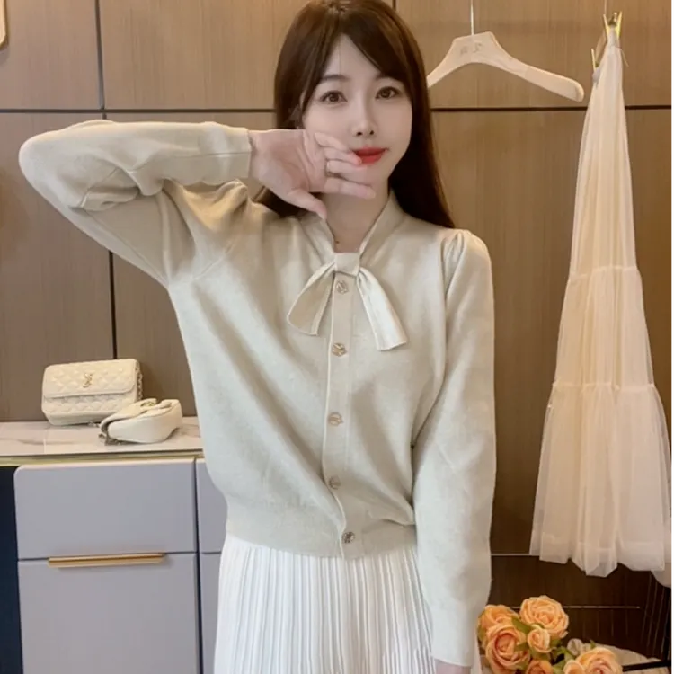 秋冬长袖单排扣粉色蝴蝶结高级感小香风显瘦百搭针织毛衣气质优雅