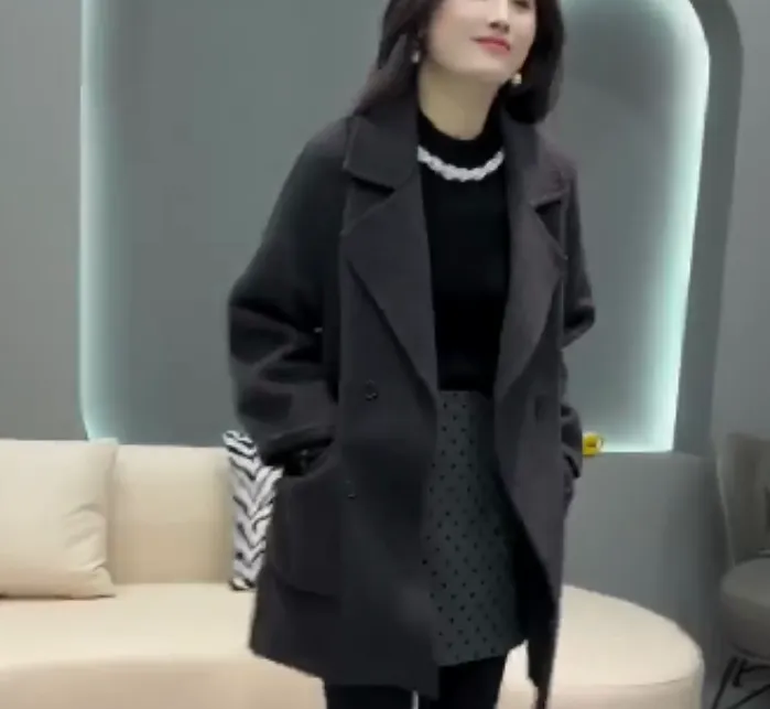 2025洋气新款时尚女装网红潮流气质韩版宽松减龄西装外套89