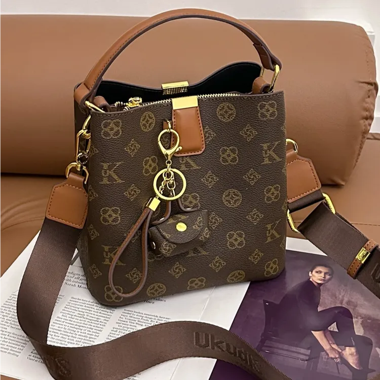 2025春新款质感轻奢女包时尚休闲百搭单肩斜挎手提包ZZ-UK96759