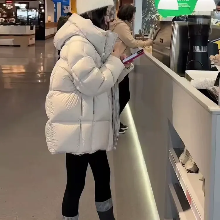 云感泡芙25新款白鸭绒简约百搭气质保暖羽绒服W