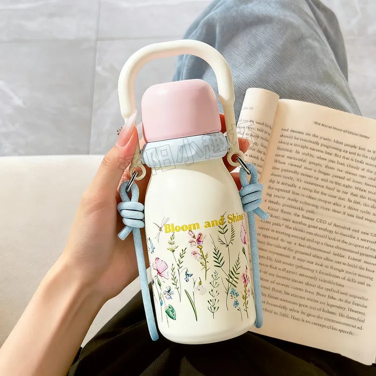 新款高颜值保温杯壶颜值精致女生可爱大容量斜挎网红吸管水杯子