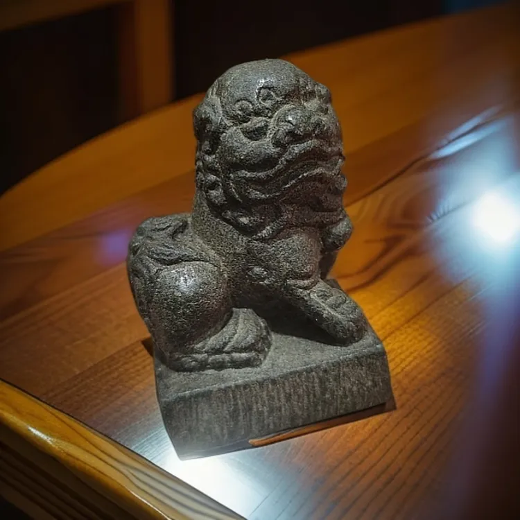 精品案头狮摆件 茶宠 老石雕尺寸9.5*6.2*4.7