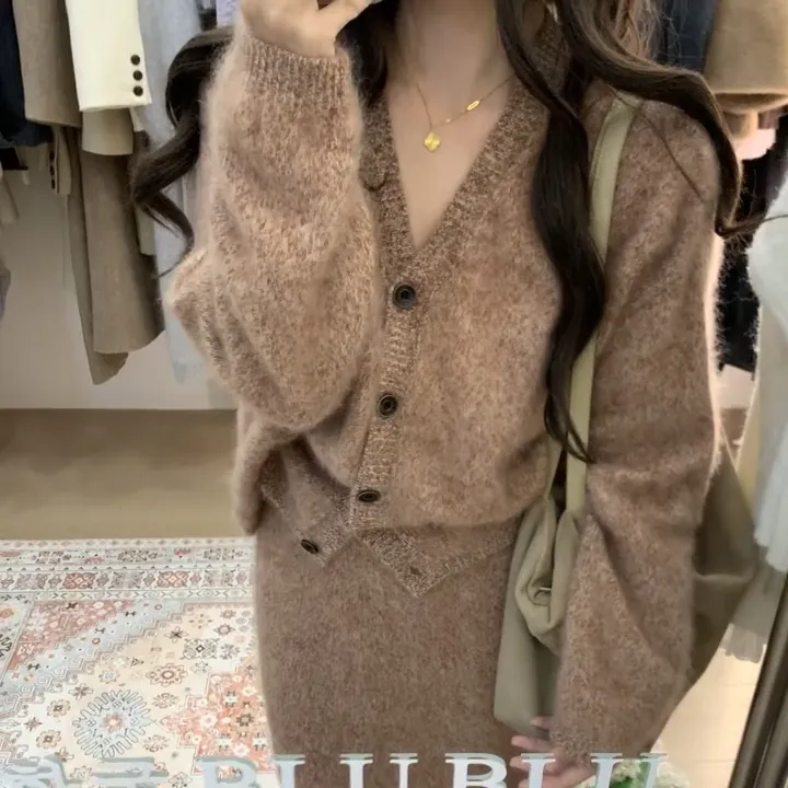 法式软糯奶fufu温柔风别致针织衫2025年冬季轻熟风气质半身裙套装