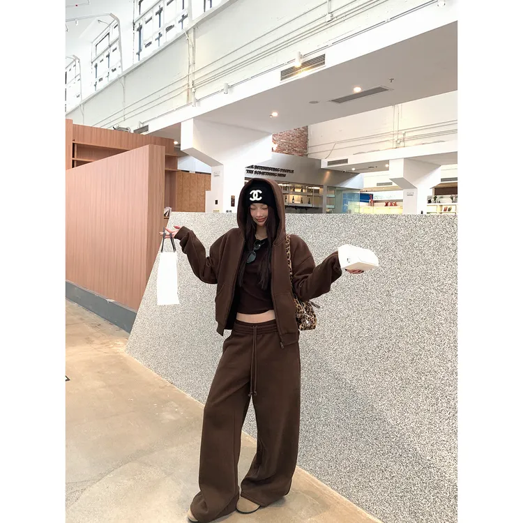 【热美式休闲裤】冬季简约时尚复古宽松直筒运动休闲裤253X4210