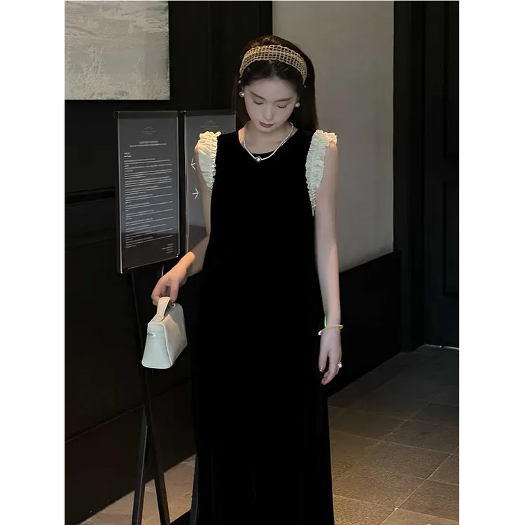 法式赫本风小黑裙连衣裙女2025年新款轻奢复古拼接插肩袖背心裙子