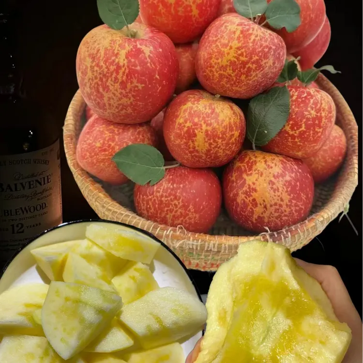 云南冰糖心丑苹果新鲜应季-酸甜可口