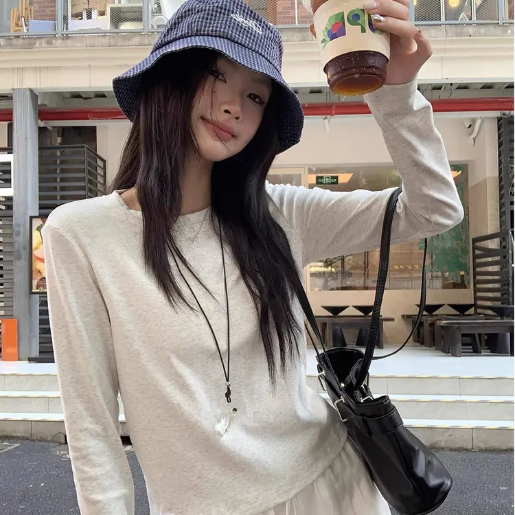 圆领休闲风长袖短款常规韩版T恤雅丹风纯色千金风时尚百搭网红