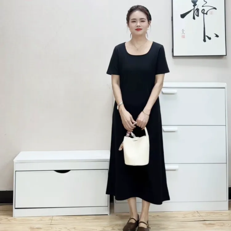 方领正肩显瘦百搭宽松直筒A字裙T恤连衣裙女韩版气质大码小黑裙子
