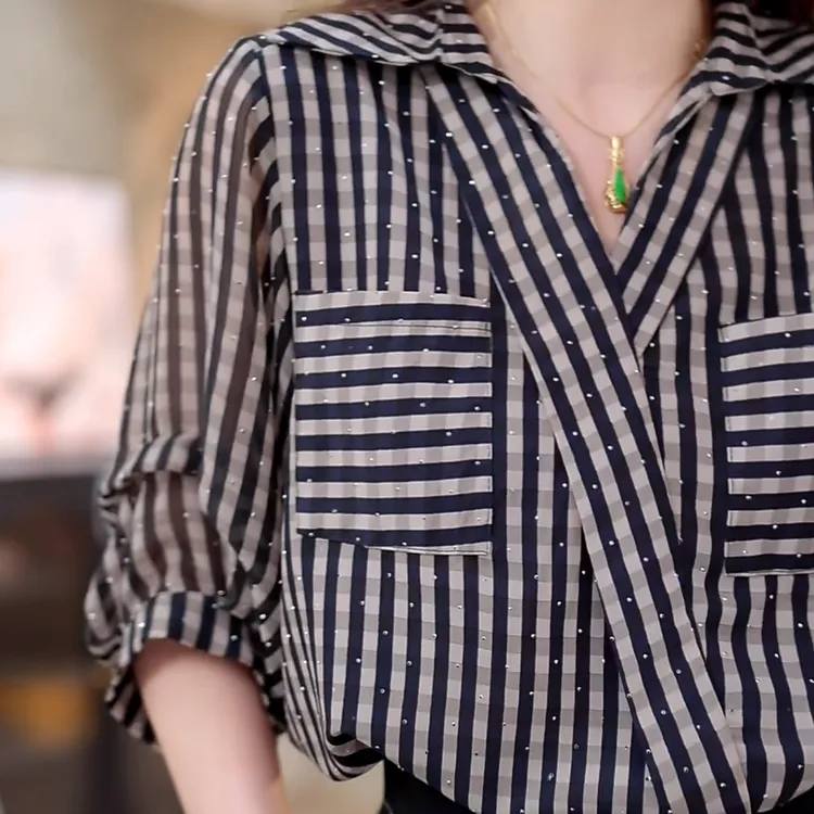 设计感简约优雅宽松拼口袋纯色衬衫2025夏季休闲时尚百搭女士上衣