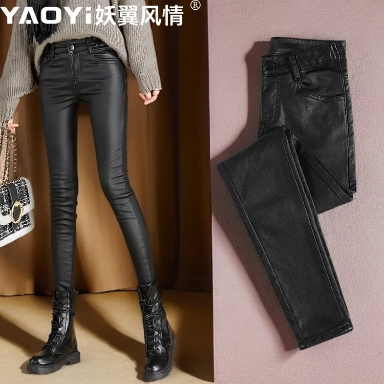 亚光皮裤女高腰2025年冬季新款加绒加厚紧身显瘦小脚裤外穿打底裤