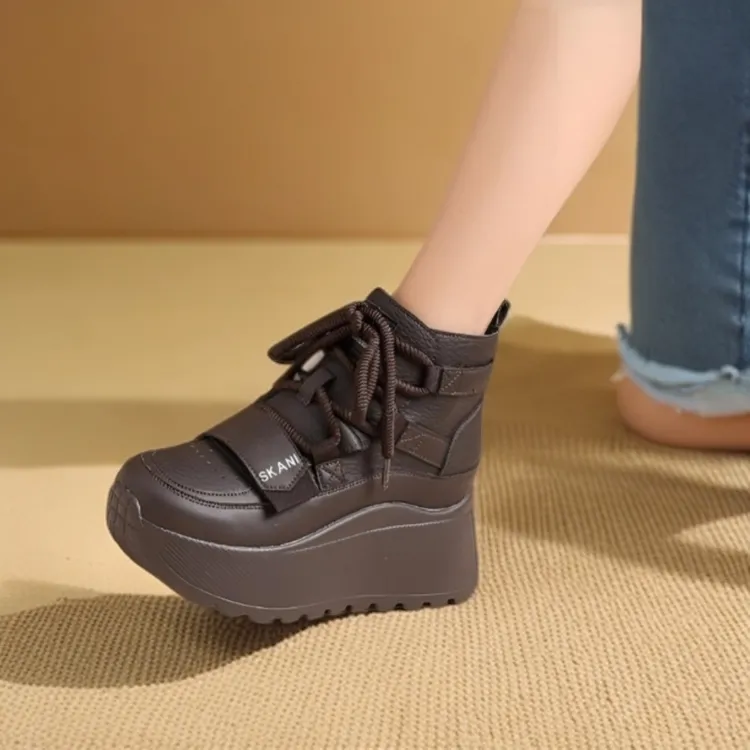 爆款真皮厚底休闲帮鞋女款2026秋冬新款百搭运动韩版加绒增高棉鞋